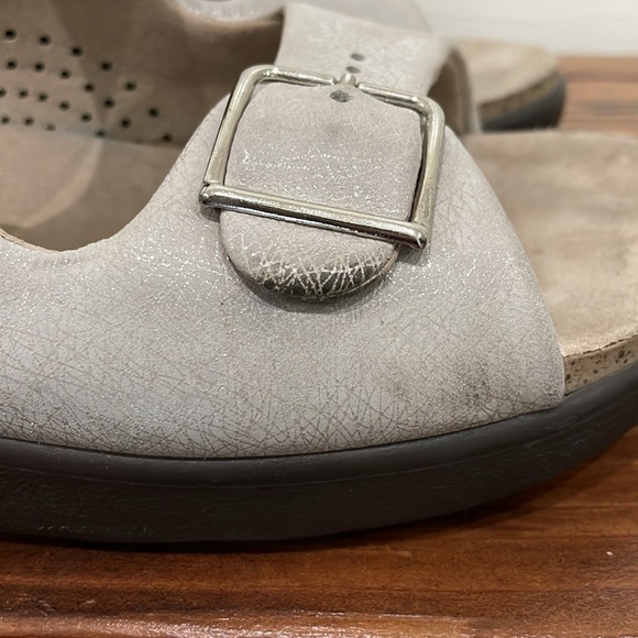 SAS Tripad Women's Size 10M Comfort Relaxed Leather Sandals Strap Buckles - Picture 11 of 14